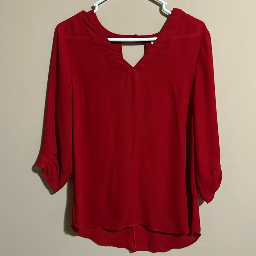 Red 3/4 sleeve blouse, size M
